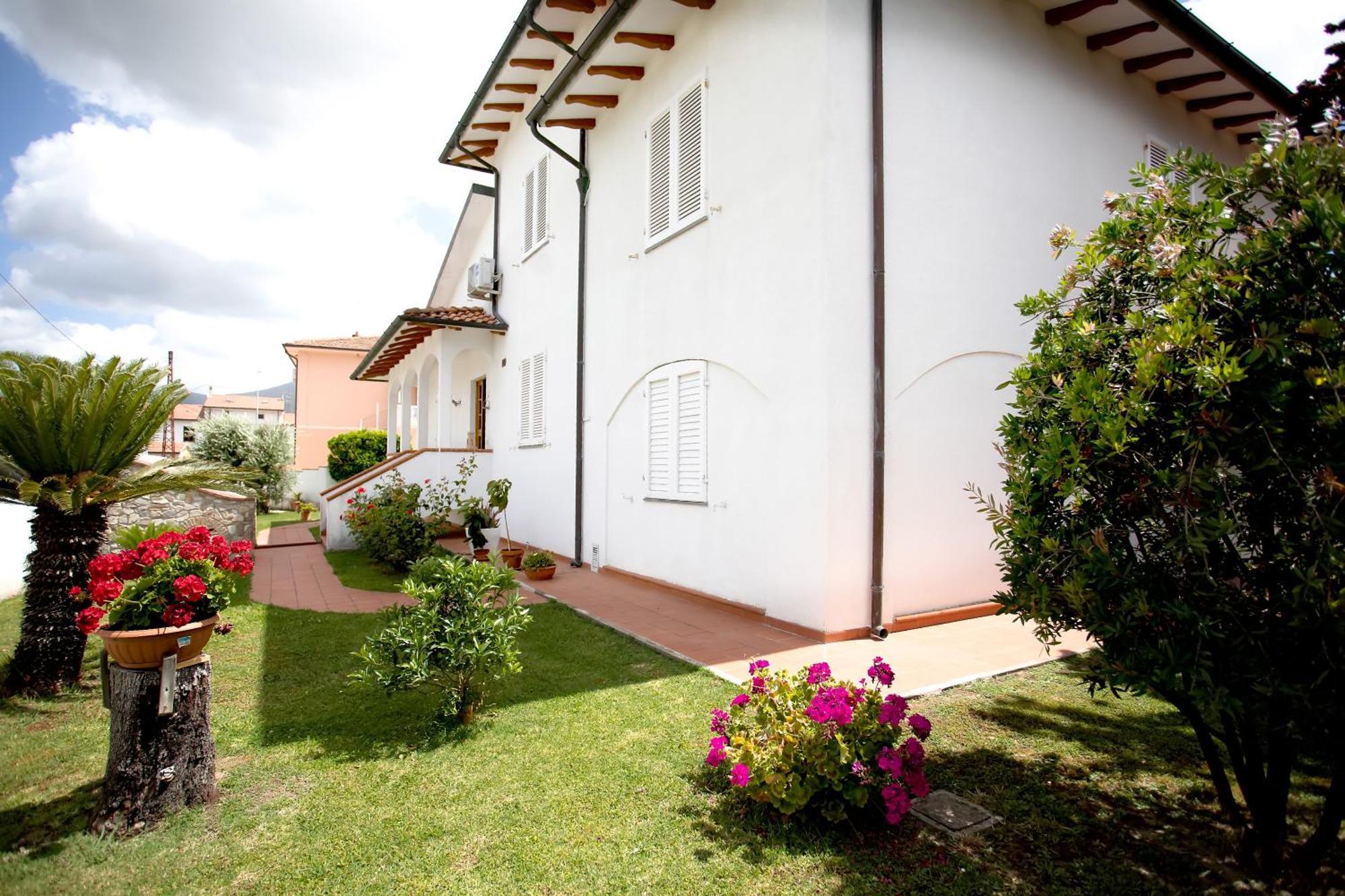 Affitti Brevi Green House Cascina Luaran gambar